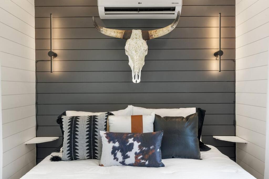 The Lonely Bull Luxury Container Home On 5 Acres Weatherford Luaran gambar